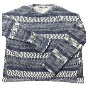 Zara Trafaluc‎ Women's Sweater Size Small Navy Blue and White Patterned